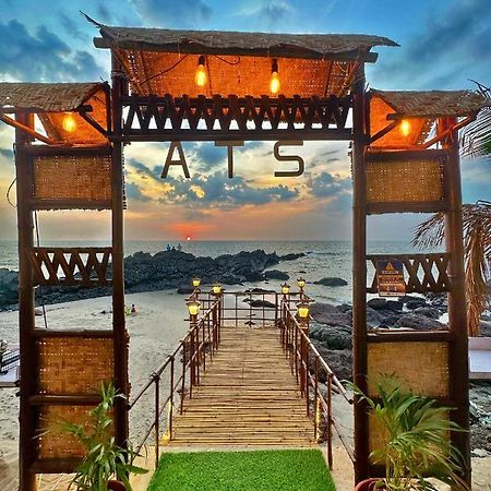 Ats Goa Hotell Arambol Exteriör bild