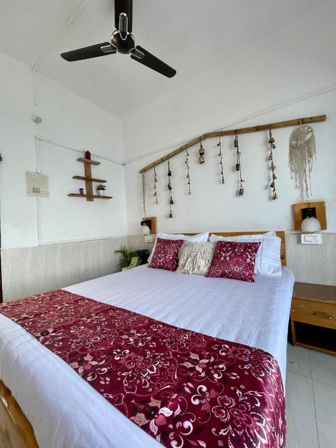 Ats Goa Hotell Arambol Exteriör bild