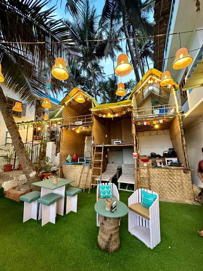 Ats Goa Hotell Arambol Exteriör bild