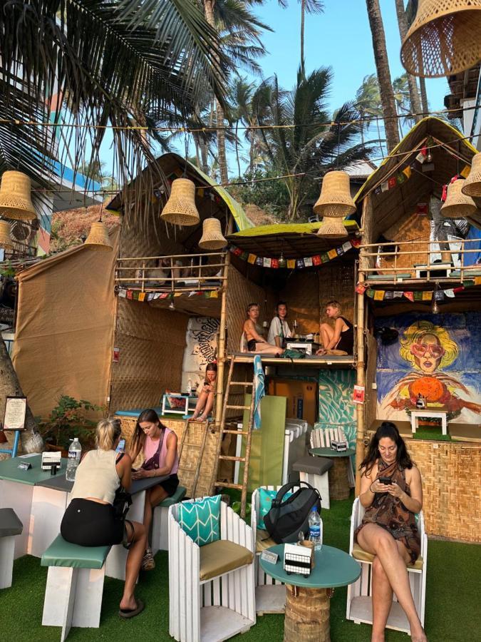 Ats Goa Hotell Arambol Exteriör bild